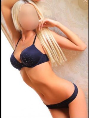   шлюха Настенька (Сочи)