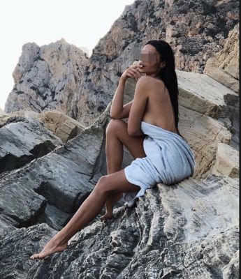 зрелая негритянка Сабина, работает 24 7