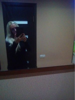  ЛОЛА БЕЛОСНЕЖКА — анкета девушки и фото