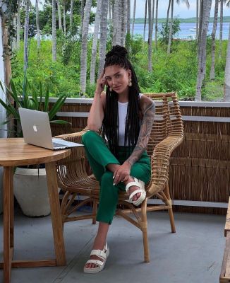 Снять телку (Элизабет, 24 лет)