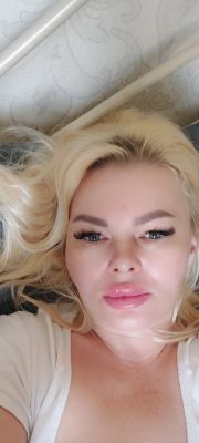 Купить проститутку в Сочи (Ирина, рост: 160, вес: 56)