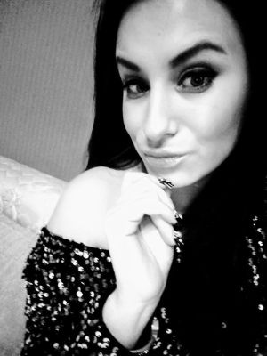 Лера, анкетные фото