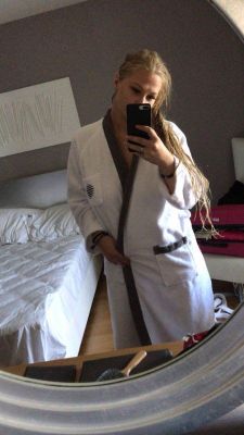   шлюха Алина  (Сочи)