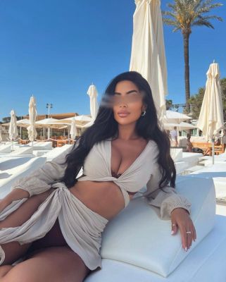 Молодая шлюшка Виалетта — анкета девушки