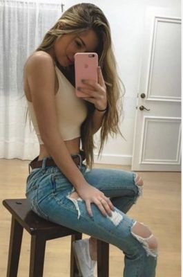 Девушка Вика Анал  (Сочи), 8 928 452-88-28