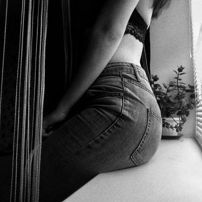  Пошлая Молли, индивидуалка