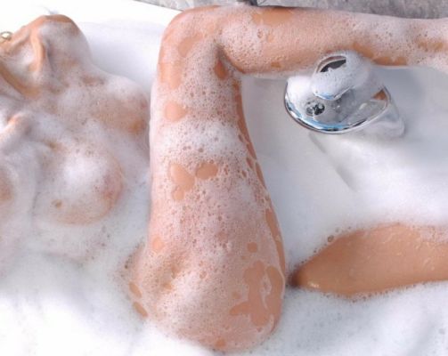   девушка Леля (Сочи)