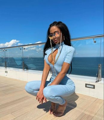 Красивая шлюха (рост: 174), работает в  (Центральный)