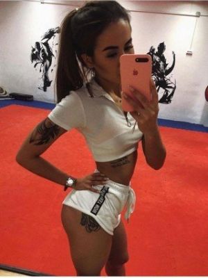 Девушка на ночь (23 лет), г. Сочи (Сочи)