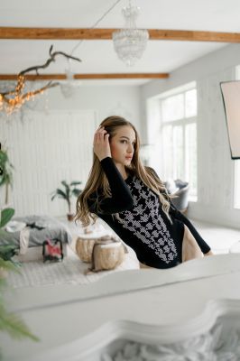 Софья — закажите эту проститутку онлайн в Сочи